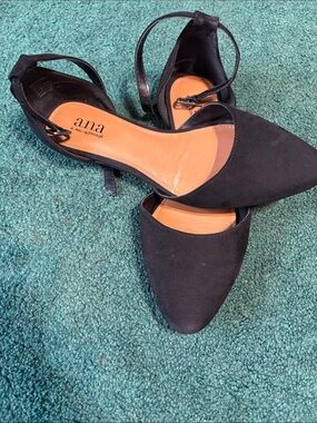 a.n.a Black Pointed-Toe Ankle-Strap Flats